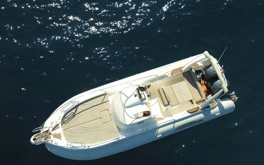 slider 17 Capelli Tempest 900