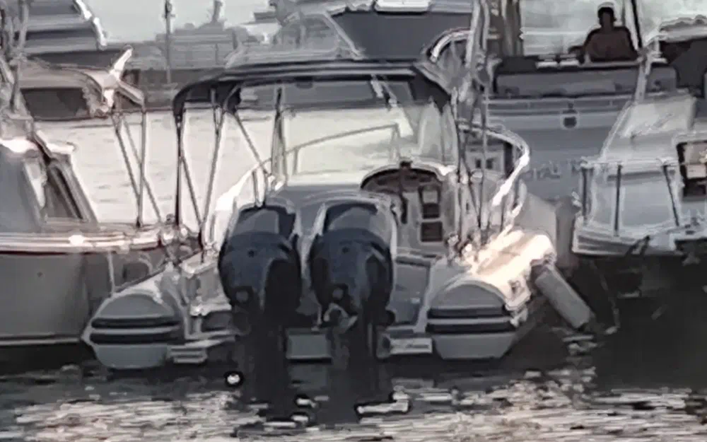 slider 2 Capelli Tempest 900