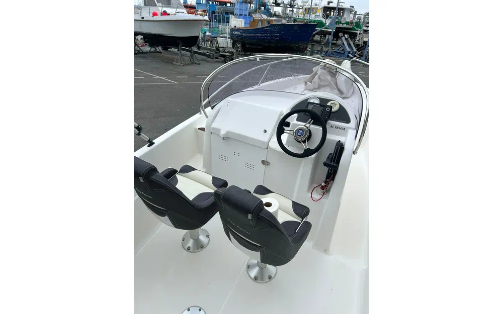 slider 13 B2 Marine Cap Ferret 572