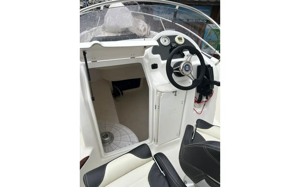 slider 14 B2 Marine Cap Ferret 572