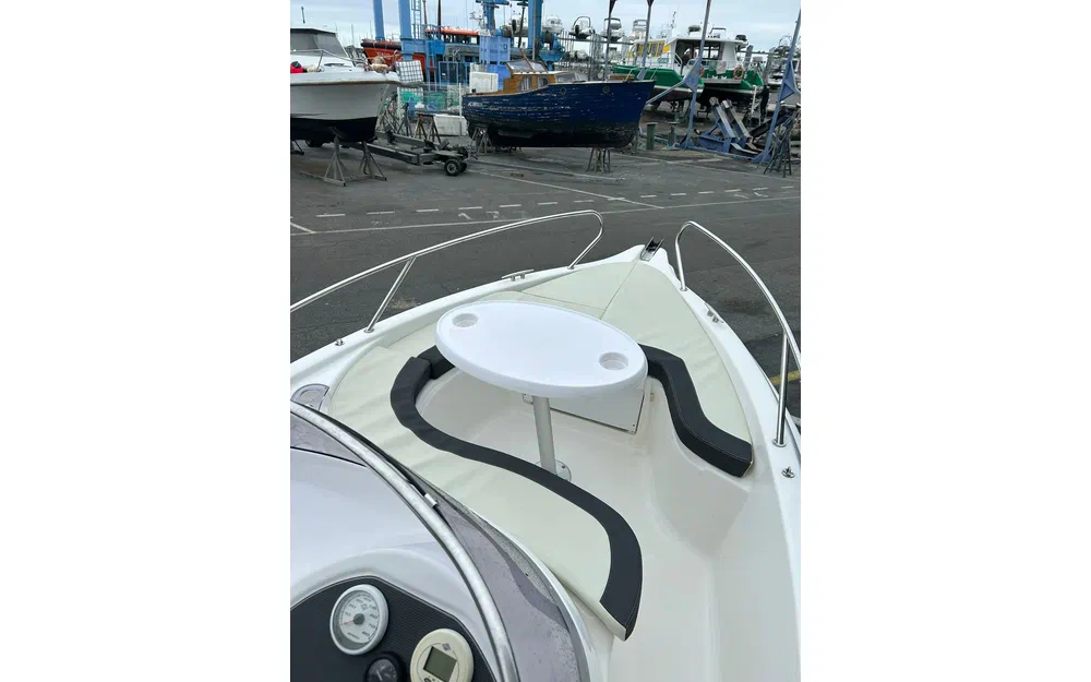 slider 18 B2 Marine Cap Ferret 572