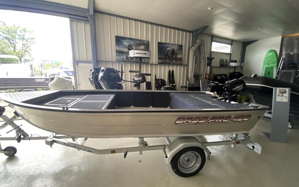 slider 0 Discovery Bass Pro 420