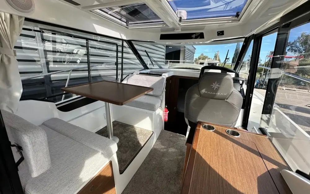 slider 17 Jeanneau Merry Fisher 895 Serie 2