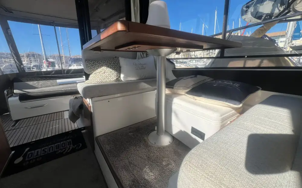 slider 19 Jeanneau Merry Fisher 895 Serie 2