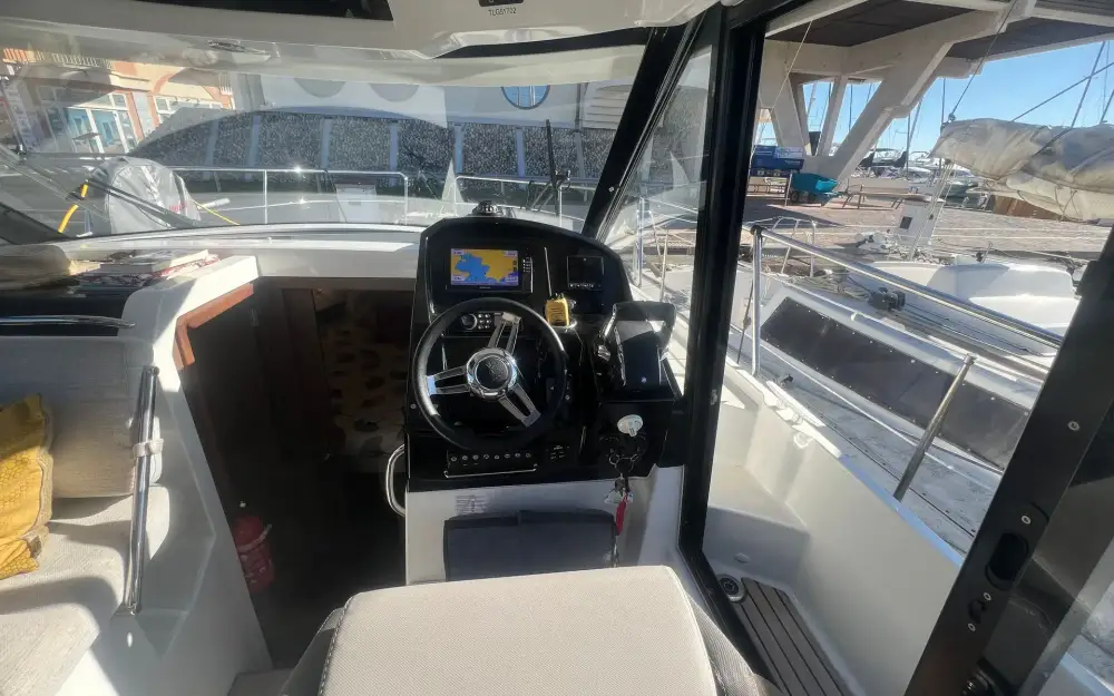 slider 24 Jeanneau Merry Fisher 895 Serie 2