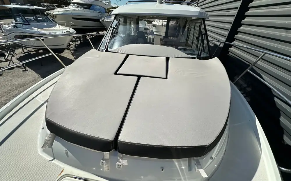 slider 2 Jeanneau Merry Fisher 895 Serie 2