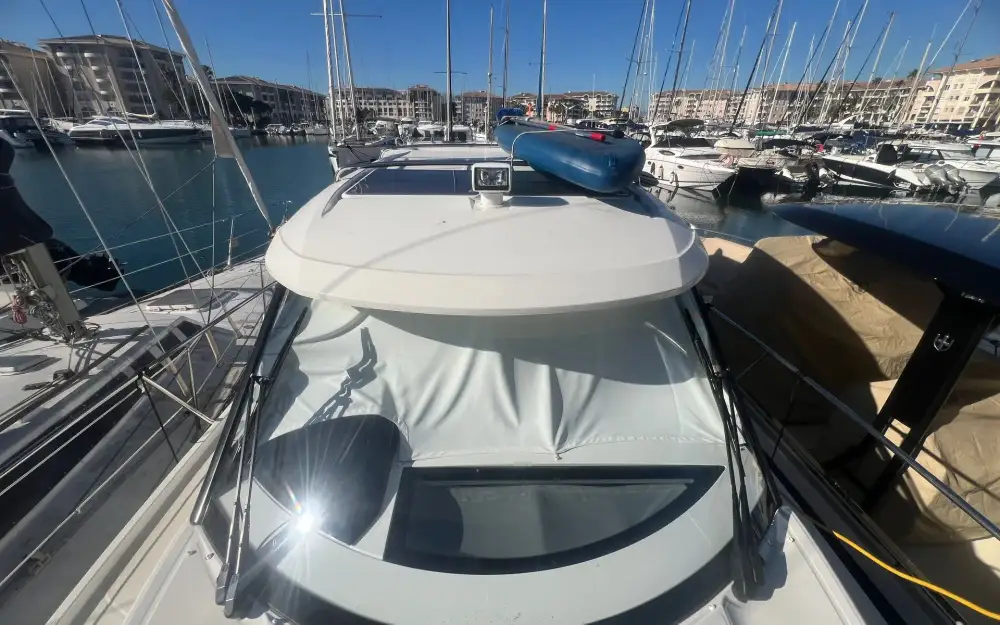 slider 4 Jeanneau Merry Fisher 895 Serie 2