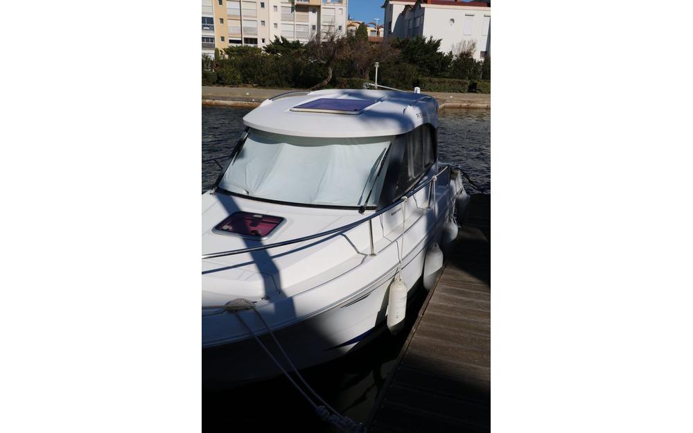 slider 1 Beneteau Antares 6.80