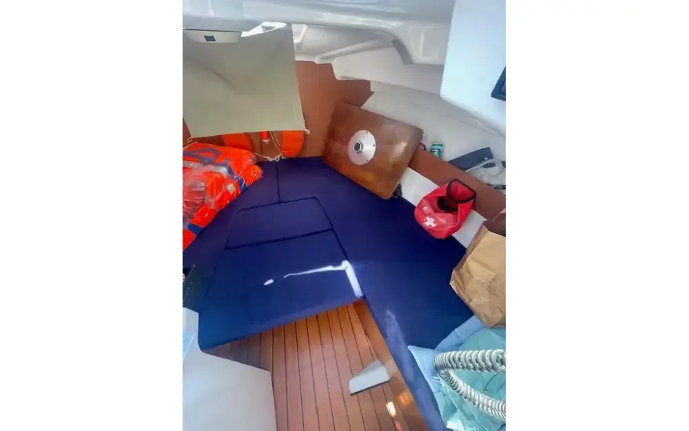 slider 6 Beneteau Antares 6.80