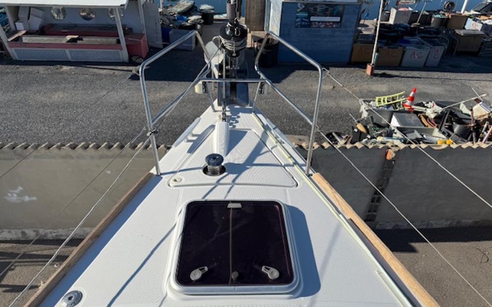 slider 5 Beneteau Oceanis 48