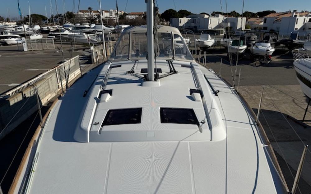 slider 6 Beneteau Oceanis 48