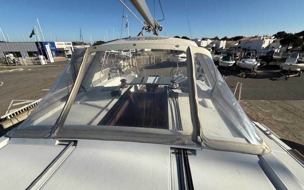 slider 7 Beneteau Oceanis 48