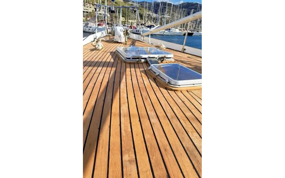 slider 7 Canaletti Motorsailer