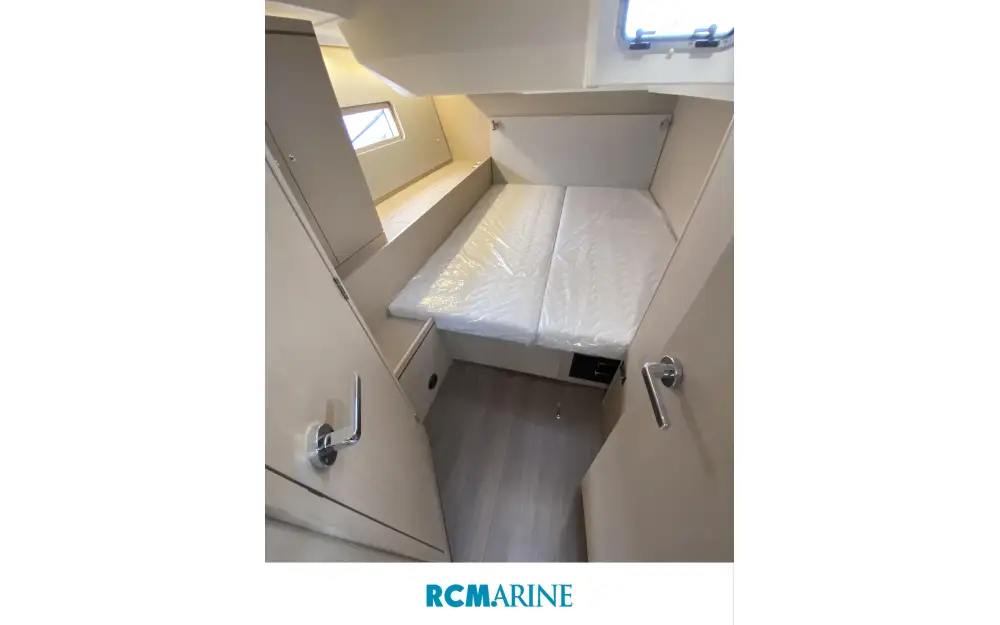slider 18 Beneteau Oceanis 51.1