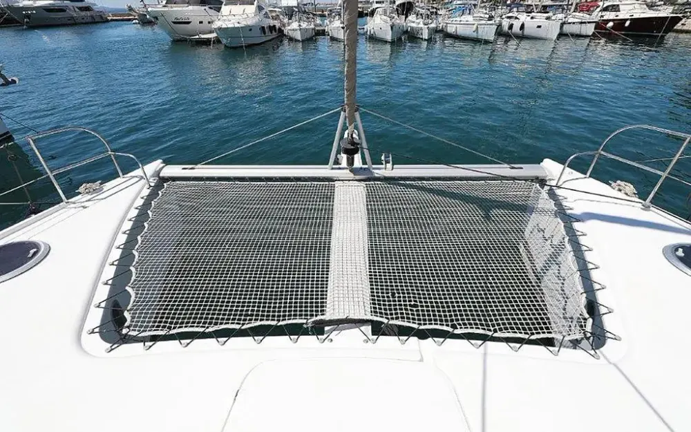 slider 16 Fountaine Pajot Lipari 41