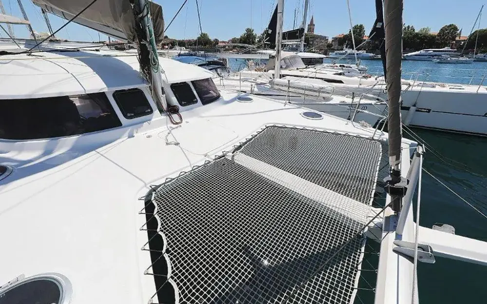 slider 21 Fountaine Pajot Lipari 41