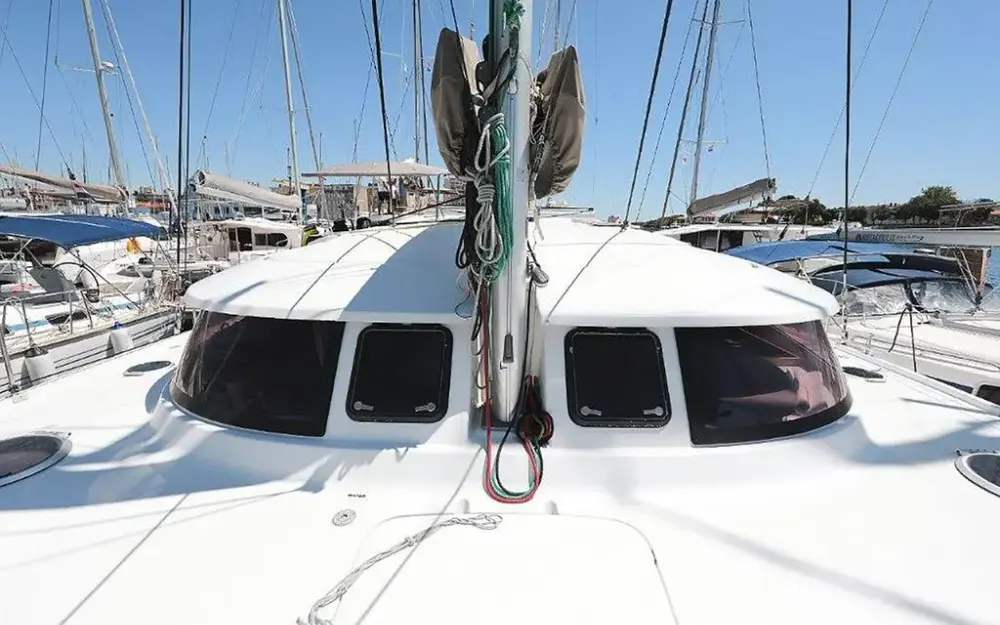 slider 22 Fountaine Pajot Lipari 41