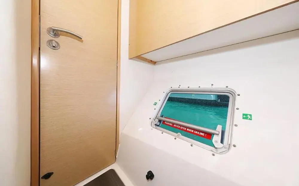 slider 37 Fountaine Pajot Lipari 41