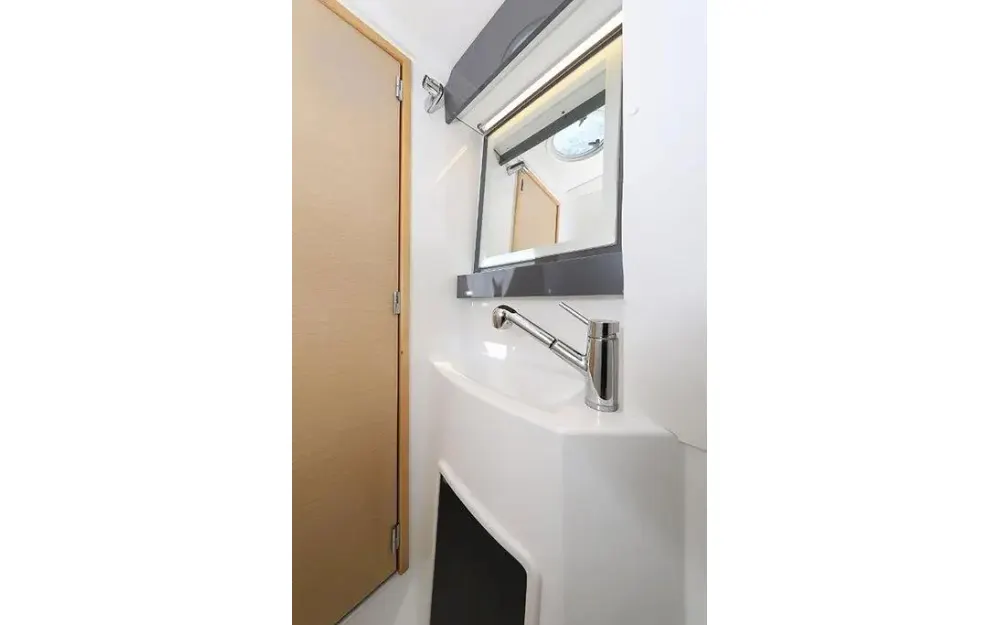 slider 40 Fountaine Pajot Lipari 41