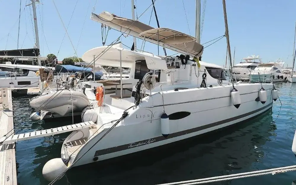 slider 4 Fountaine Pajot Lipari 41