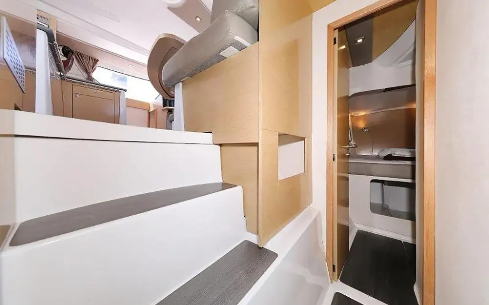 slider 50 Fountaine Pajot Lipari 41