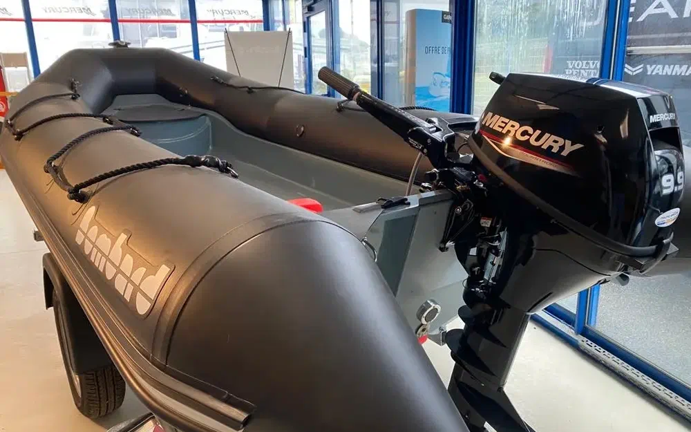 slider 4 Bombard Explorer 420