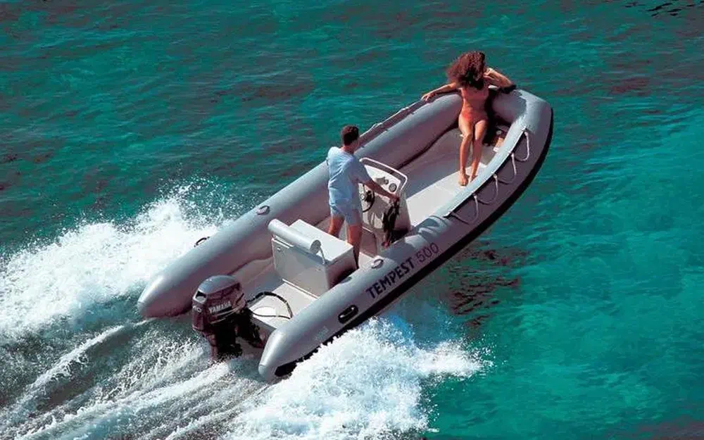 slider 0 Capelli Tempest 500