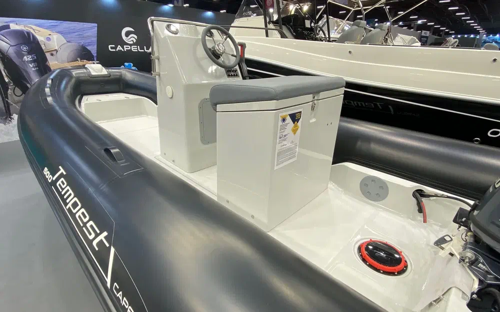 slider 3 Capelli Tempest 500