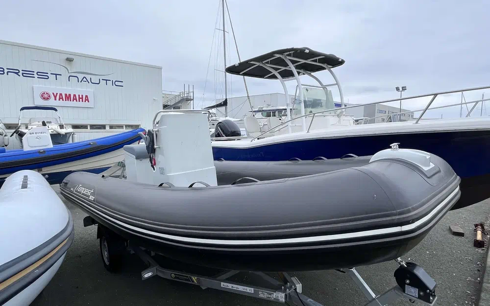 slider 5 Capelli Tempest 500