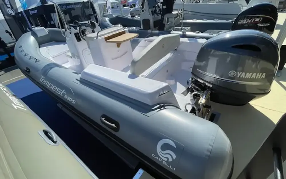slider 7 Capelli Tempest 630