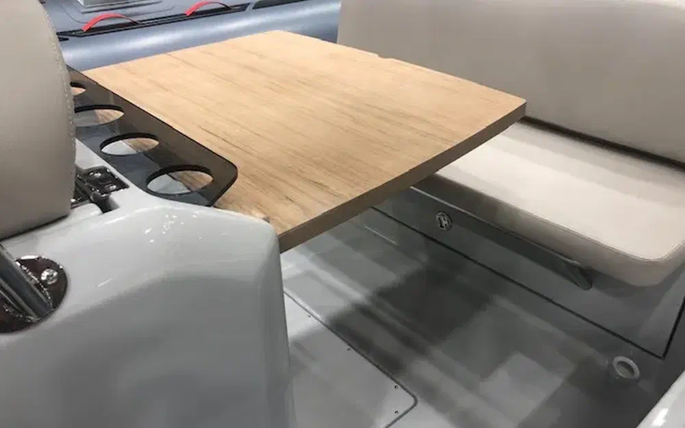 slider 5 Capelli Tempest 750