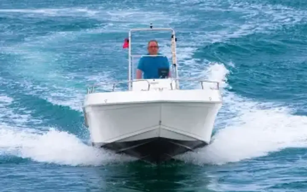 slider 5 Fibramar Pescador 550