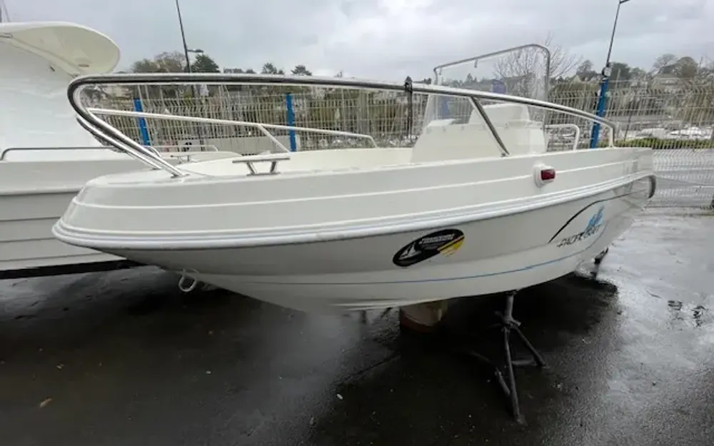 slider 5 Pacific Craft  500 Open