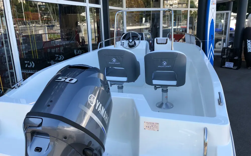 slider 6 Pacific Craft  500 Open