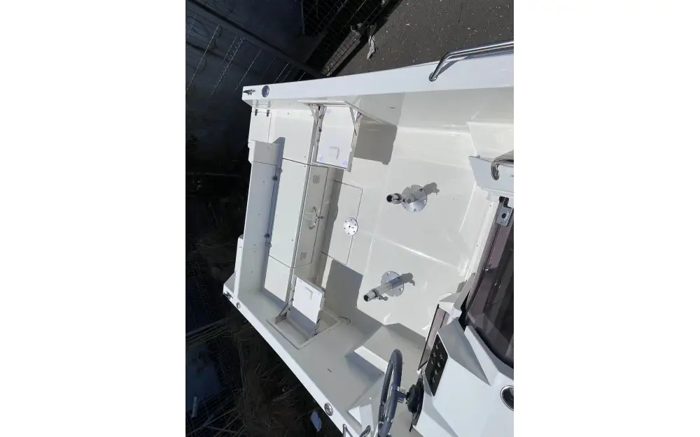 slider 7 Pacific Craft  700 SC