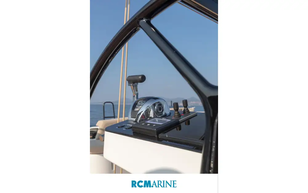 slider 12 Beneteau First 53