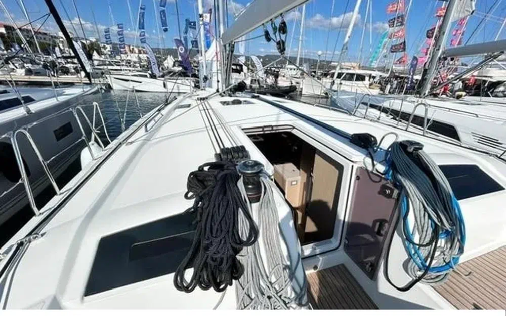 slider 9 Beneteau Oceanis 40.1