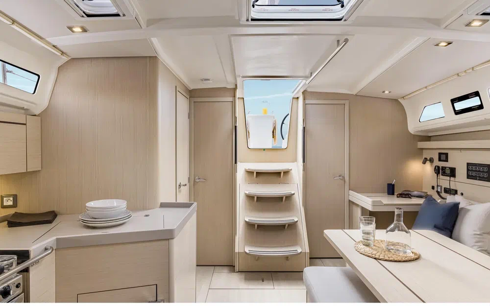 slider 11 Beneteau Oceanis 40.1