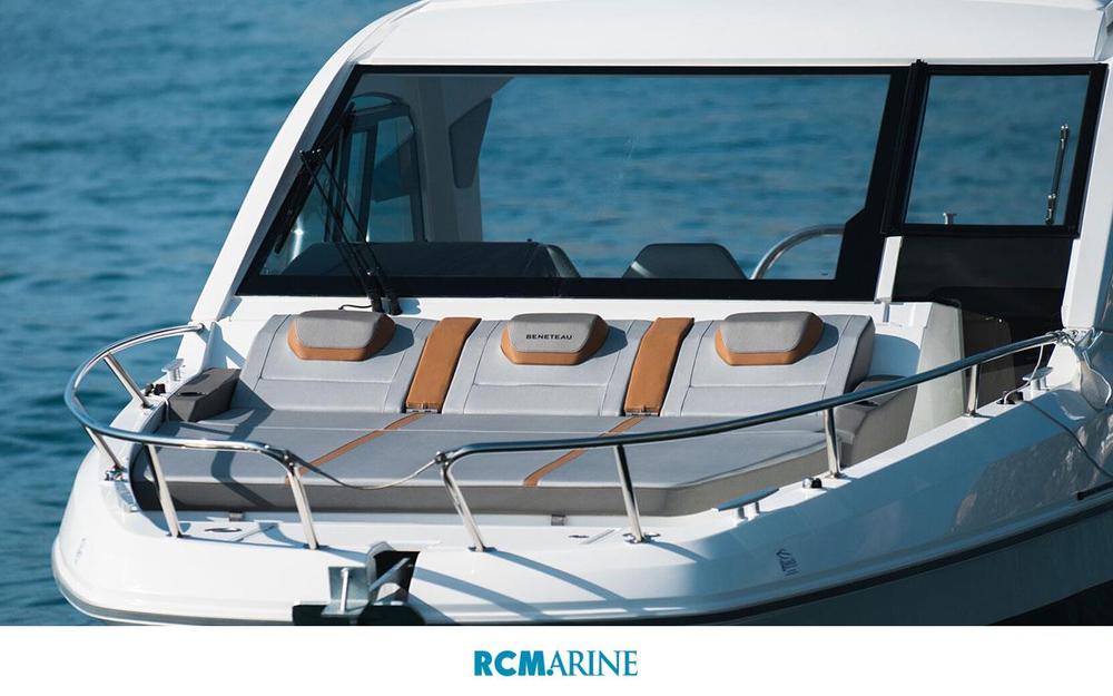 slider 3 Beneteau Gran Turismo 32