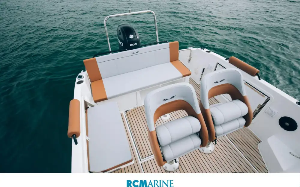 slider 12 Beneteau Flyer 7 SUNdeck