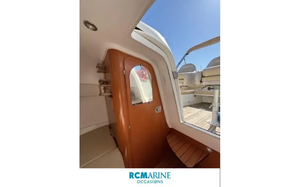 slider 17 Beneteau Flyer 750 Sun Deck