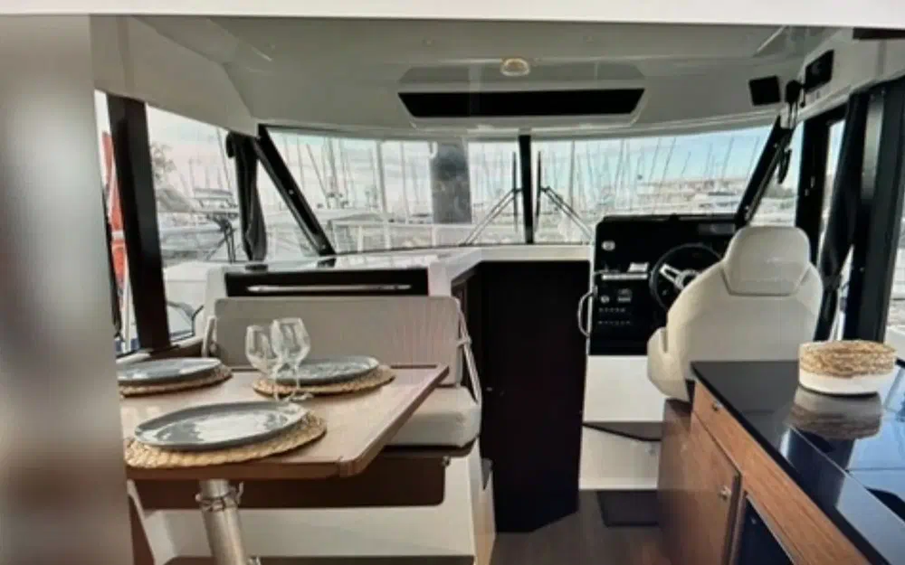 slider 5 Jeanneau Merry Fisher 1095