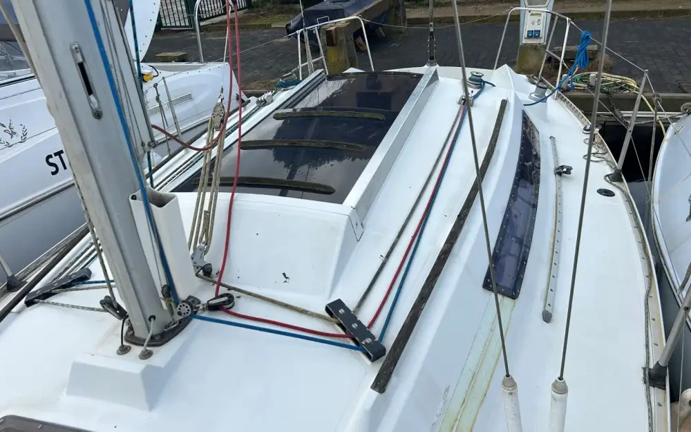 slider 10 Beneteau First 29