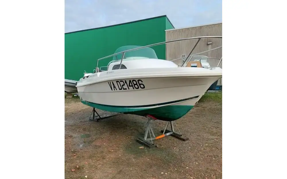 slider 0 Jeanneau Merry Fisher 480