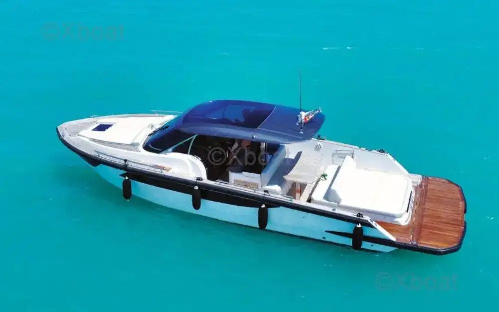 slider 0 Focus Yachts Forza 37