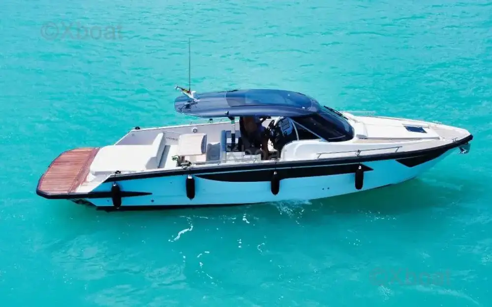 slider 1 Focus Yachts Forza 37
