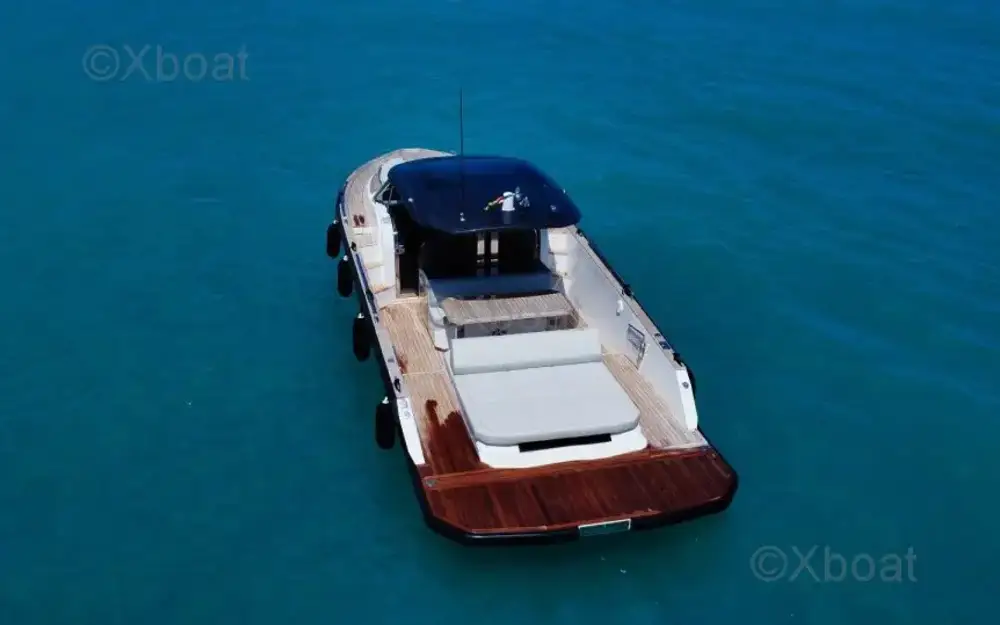 slider 3 Focus Yachts Forza 37
