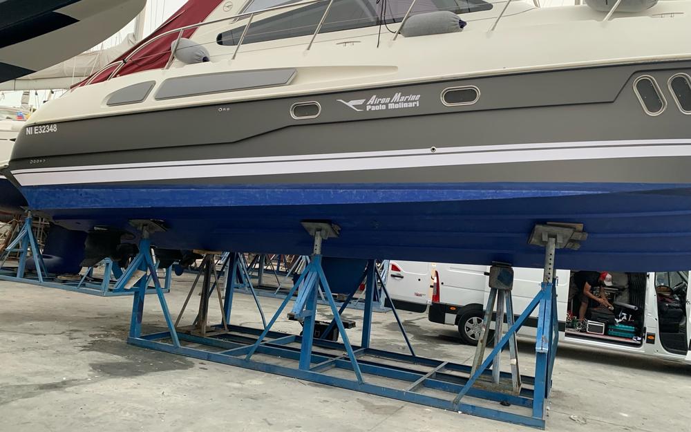 slider 12 Airon Marine  4300 T-Top