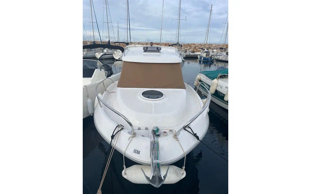 Sessa MarineDorado 22