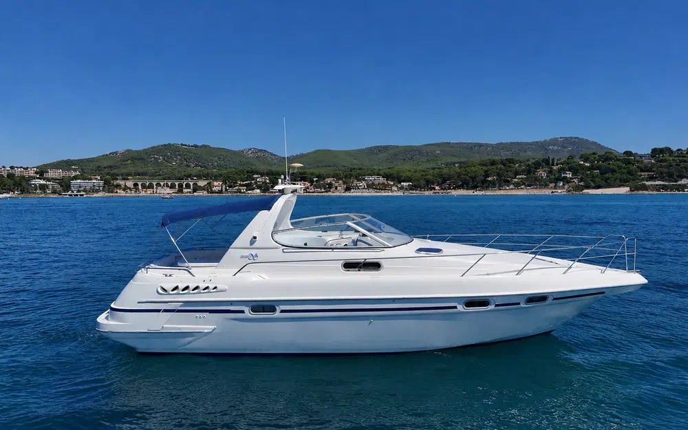 slider 0 Sealine Ambassador 380